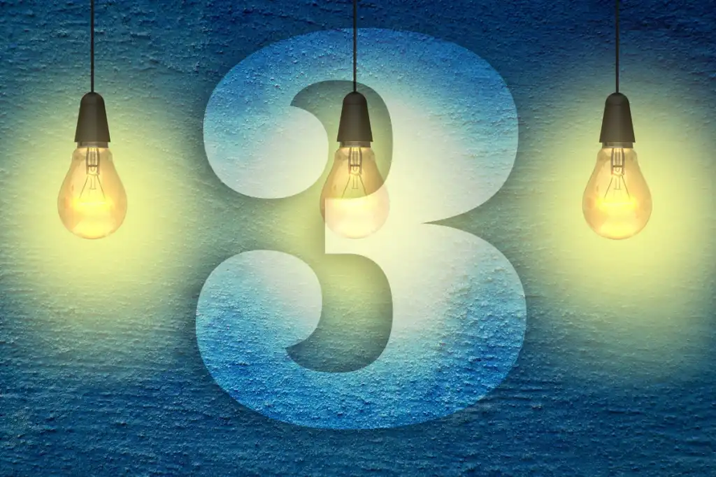 3 lightbulbs with the number three